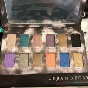 Nib Urban Decay Shadow Box